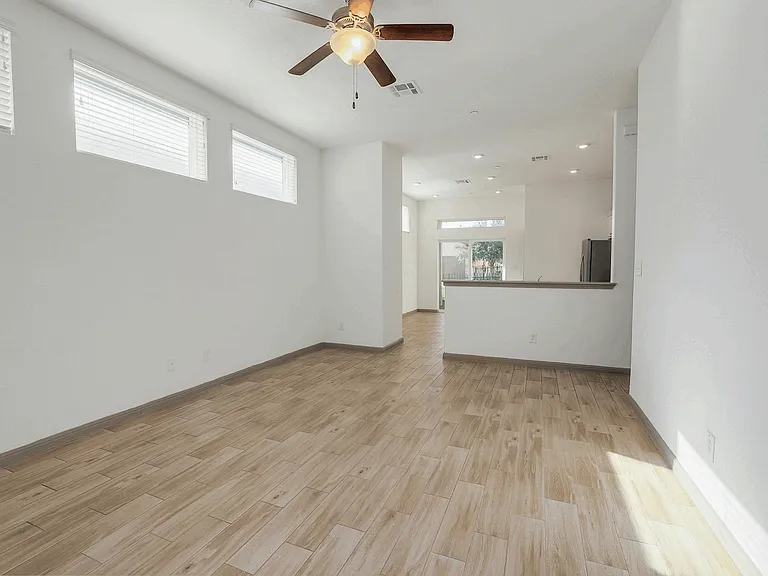 2800 Joe Dimaggio Blvd #55 — Photo 11