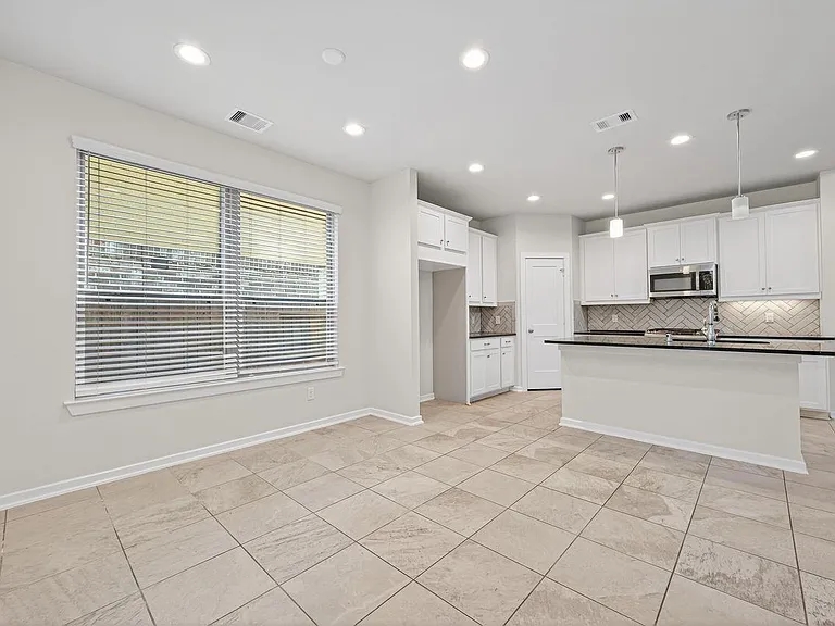 12154 Texas Trumpet Trl — Photo 21