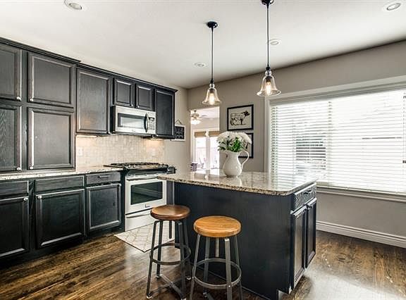 4th image of 6304 Palo Pinto Ave