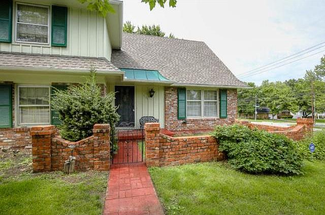 1st image of 4106 Birchwood Dr