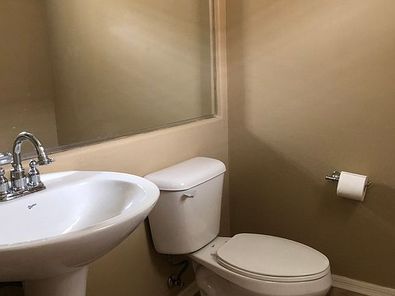 5th image of 1087 W Dawn Dr