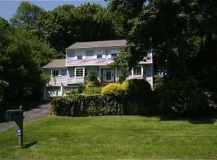 5 Old Witch Ct, Norwalk, CT 06853