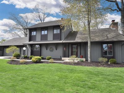 41 E Campus COURT, Racine, WI, 53402
