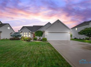 26352 Carronade Dr, Perrysburg, OH 43551