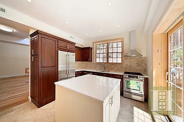 Sold by Halstead Real Estate | media 28