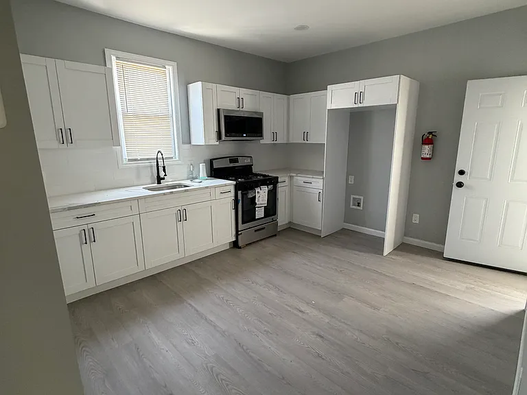 264-2666 Harrison St #1 — Photo 5