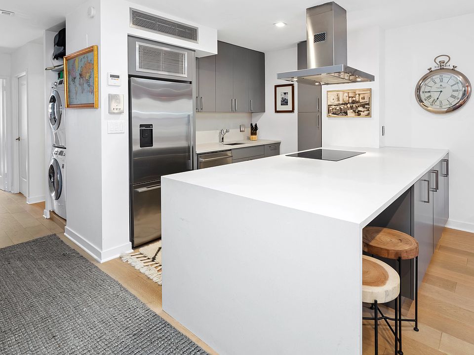 1st image of 111 Morton St APT 3A