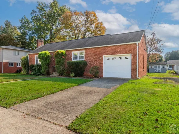 63 Finger Street, Saugerties, NY 12477