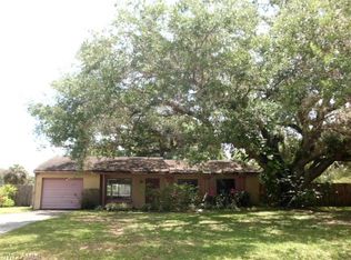 4010 Bishop Cir, Labelle, FL 33935