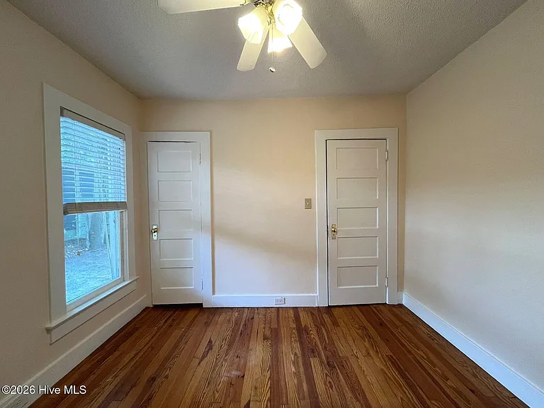 380 N Leak St — Photo 19