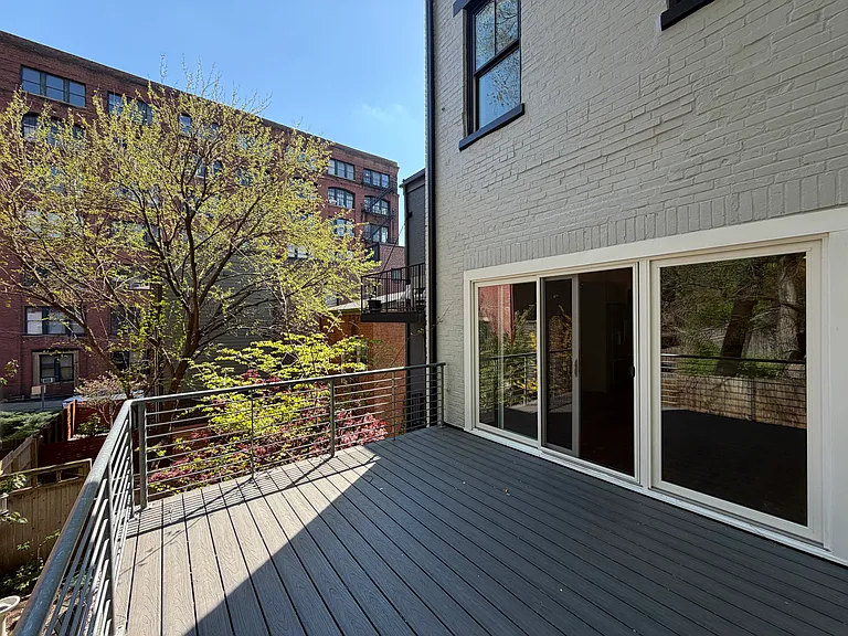 1324 Pendleton St — Photo 19