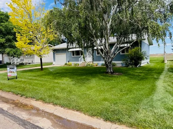 1010 Cherry St, Arapahoe, NE 68922