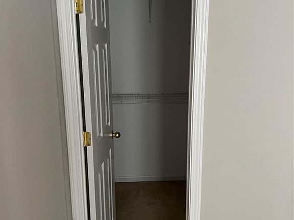 2nd image of 4132 Breezewood Dr