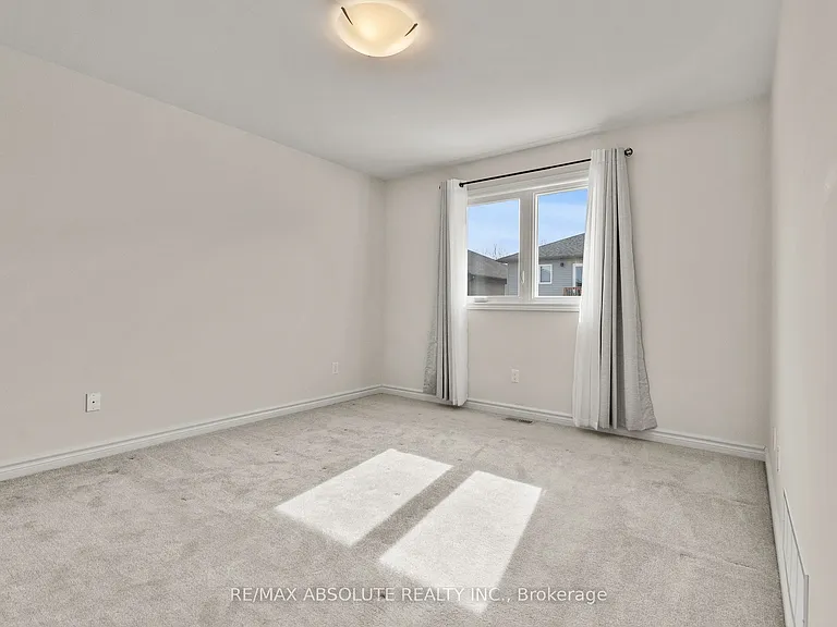 971 Leishman Dr — Photo 15