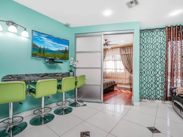 2113 Kings Highway image 12 of 23