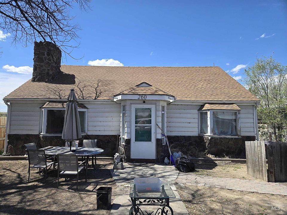 1st image of 260 Buena Vista St