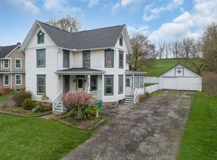 4120 Prospect St, Williamson, NY 14589