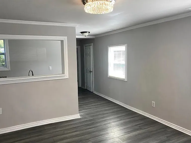5845 Michael St — Photo 5