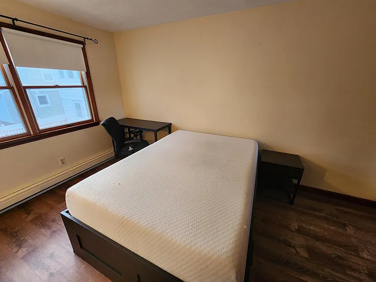 66 Brook St — Photo 3