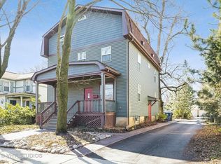 236 E 4th Ave, Naperville, IL 60540
