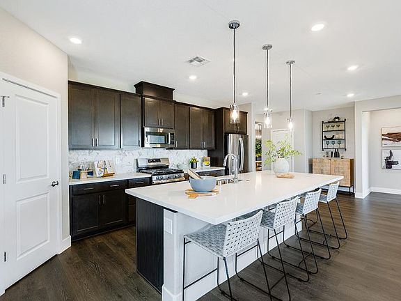 4th image of 8085 Gwinn Cir