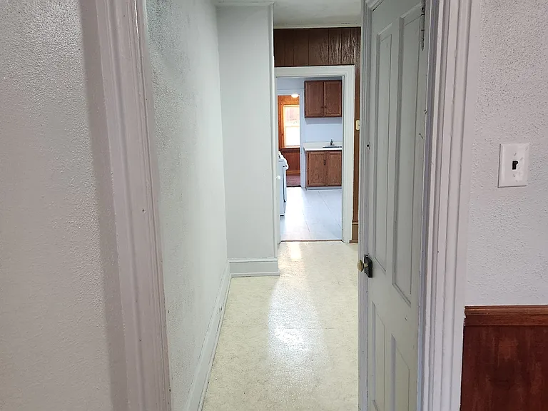 229 Mill St — Photo 6