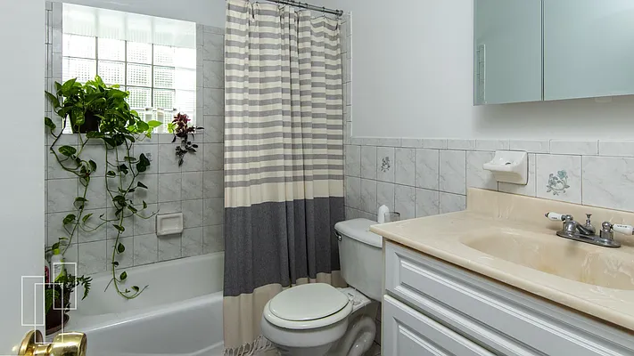 Rented by Garfield Realty  | media 19