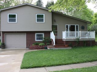 1607 20th St, Harlan, IA 51537