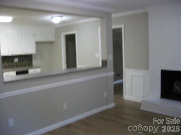 5th image of 207 Palmer St