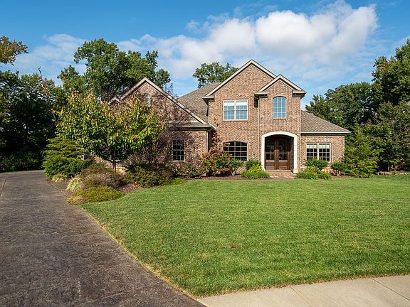 2nd image of 2337 Julianne Cir