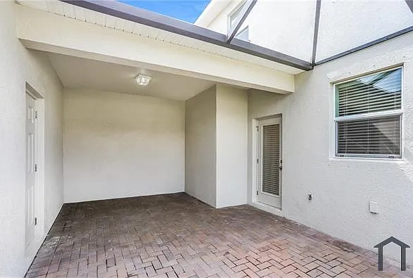 7325 Parkshore Dr — Photo 35