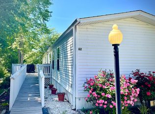 62 Daisy Dr, Hendersonville, NC 28792