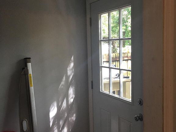 5th image of 4538 Royal Ave