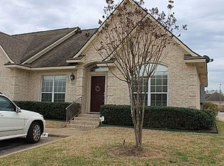 211 Fraternity Row, College Station, TX 77845