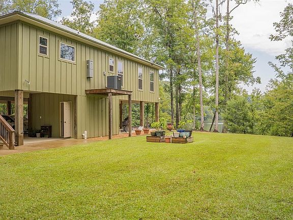 4th image of 3556 Red Eagle Dr