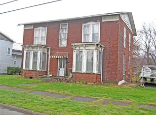 209 Blennerhassett Ave, Belpre, OH 45714