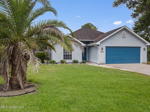 3rd image of 13134 Tyler Cir