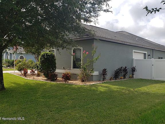 3rd image of 13462 Weatherstone Dr