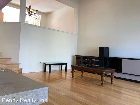 3rd image of 3263 Caminito Eastbluff Unit 201