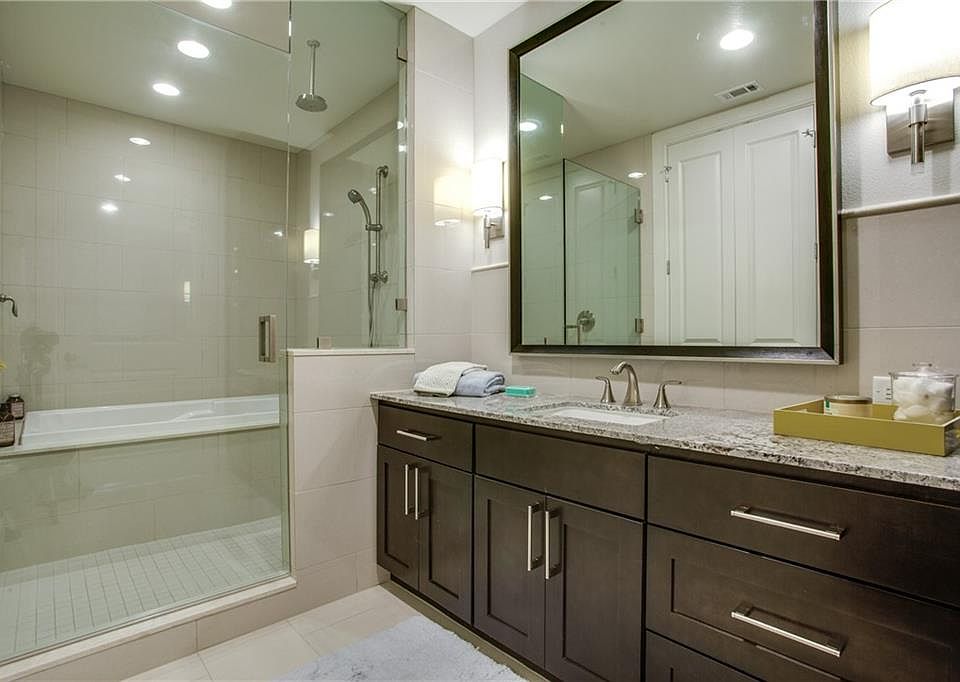 1st image of 2355 Thomas Ave APT 1307