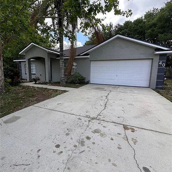 40 Willow Run — Photo 1