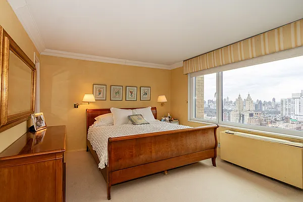 Rented by FirstService Realty (legacy) | media 37