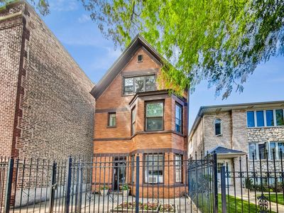 2554 W Winnemac Ave, Chicago, IL, 60625