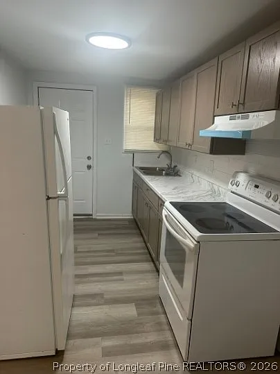 2 bed, 1.0 bath, 564 sqft, $1,099 — Photo 4