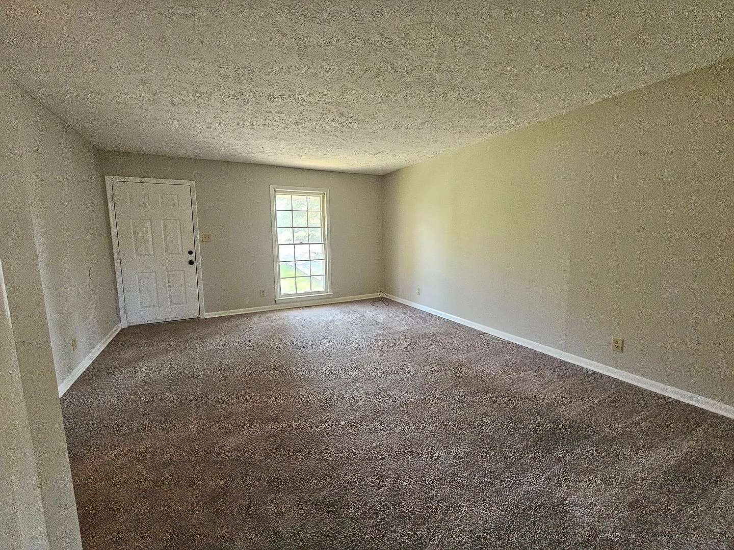 New Listing — Photo 3