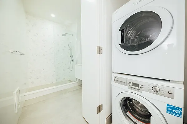 Rented by Nooklyn NYC LLC | media 26