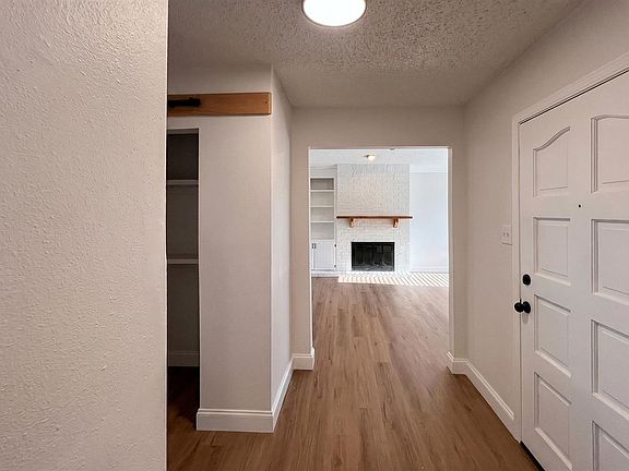3rd image of 6701 SW Chaucer Dr
