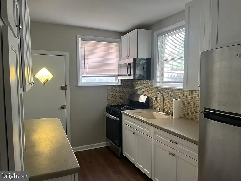 3180 Tilton St — Photo 2