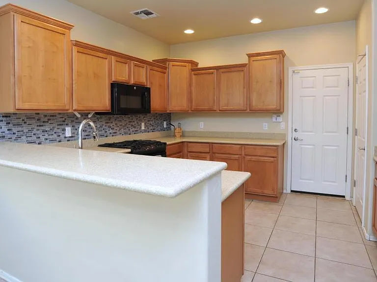 10577 E Water Poppy Rd — Photo 5