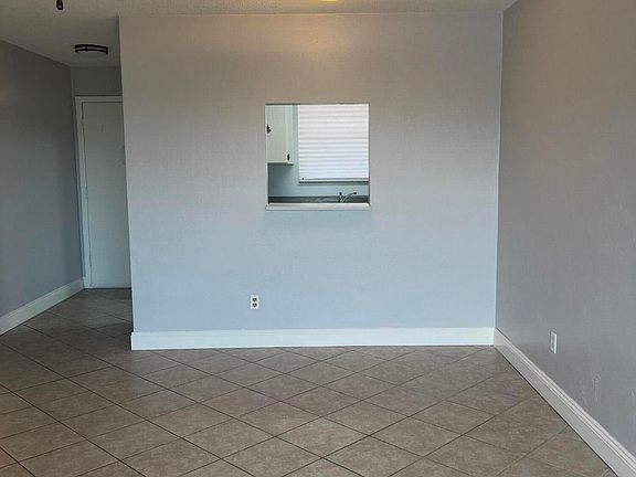 4th image of 3600 S Peninsula Dr #115